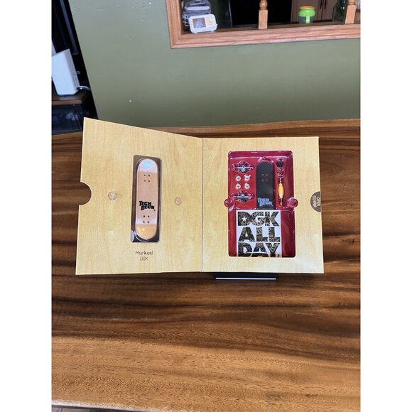 Tech Deck DGK (DGK ALL DAY) Wooden Collectors Series Skateboard RARE - Picture 15 of 16